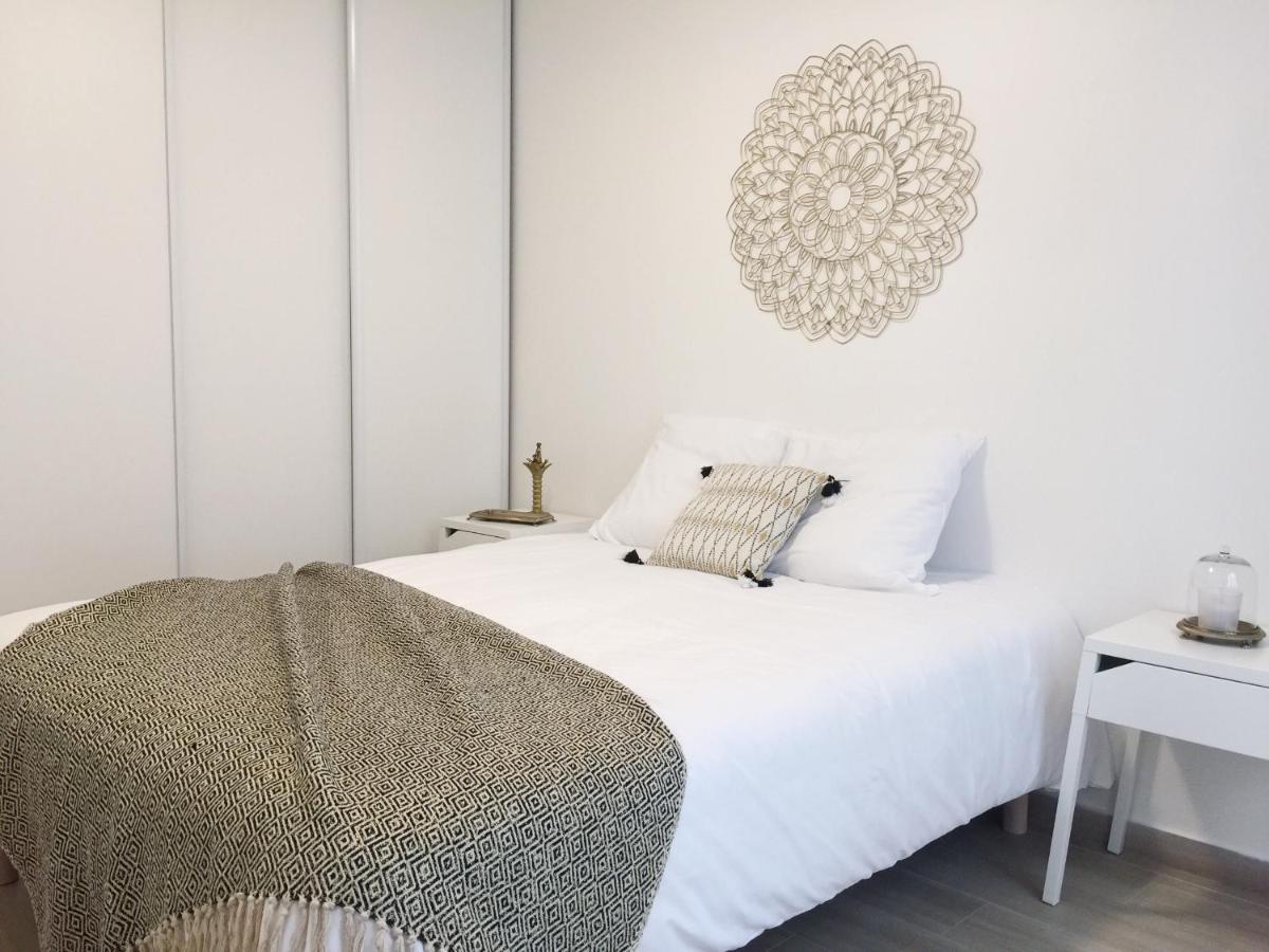 New Apartment In The Heart Of Le Marais Parigi Esterno foto